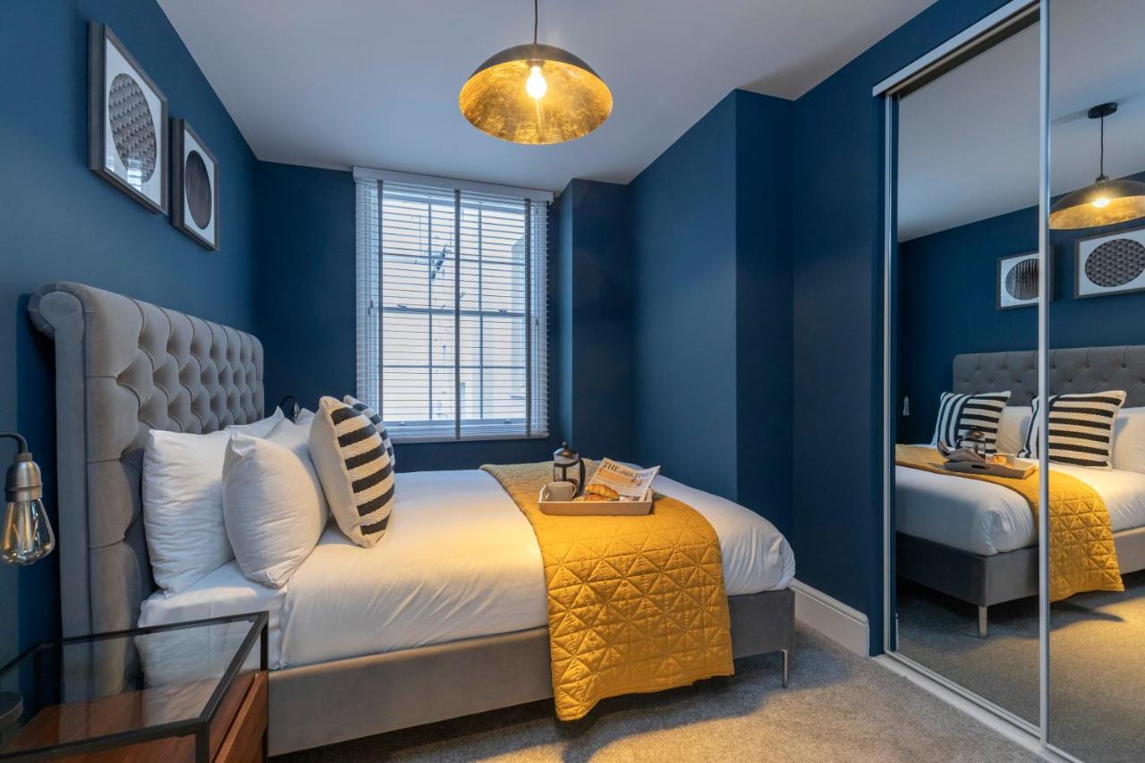 Elliot Oliver - Luxury 2 Bedroom Regency With Parking & Ev Charger Apartment *